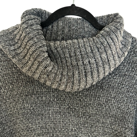 Hilary Radley gray knitted cowl neck sweater Size M - Picture 3 of 11